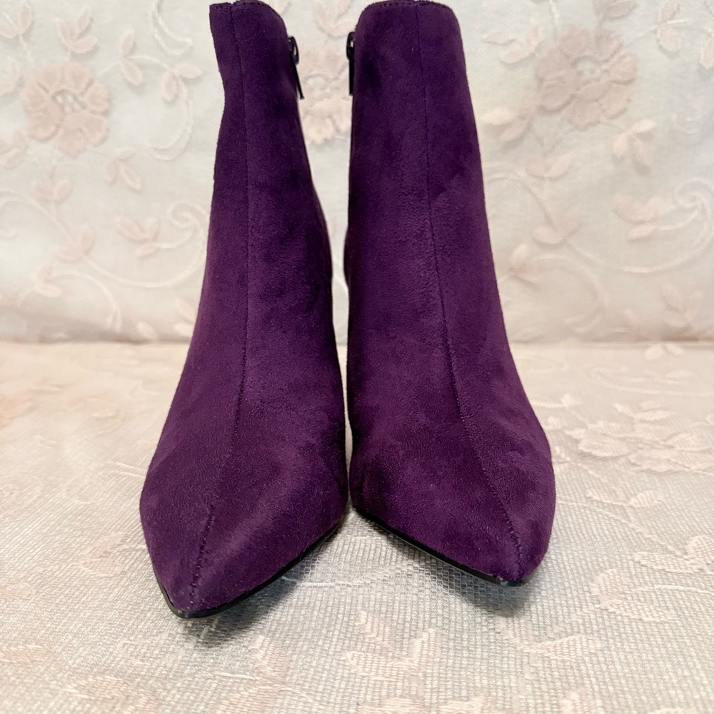 Purple Short Boots Heels Zipper Pointed Toe Faux Suede Size 8 - Picture 2 of 9